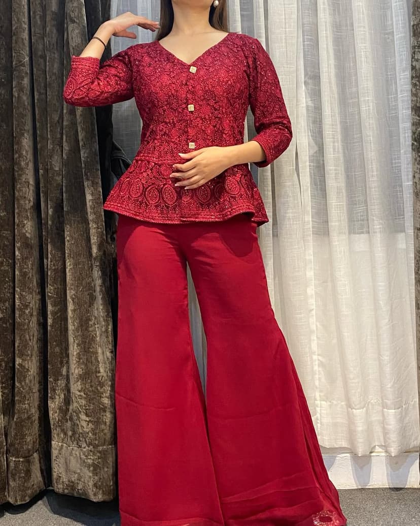 Vintage Glamour Detail